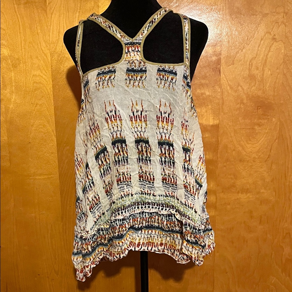 The Pyramid Collection Large Multicolor Patterned Camisole
